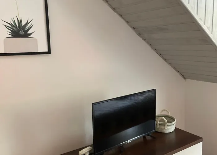 Szczeliniec- Ow Szczeliniec Деревянный коттедж Кудова-Здруй